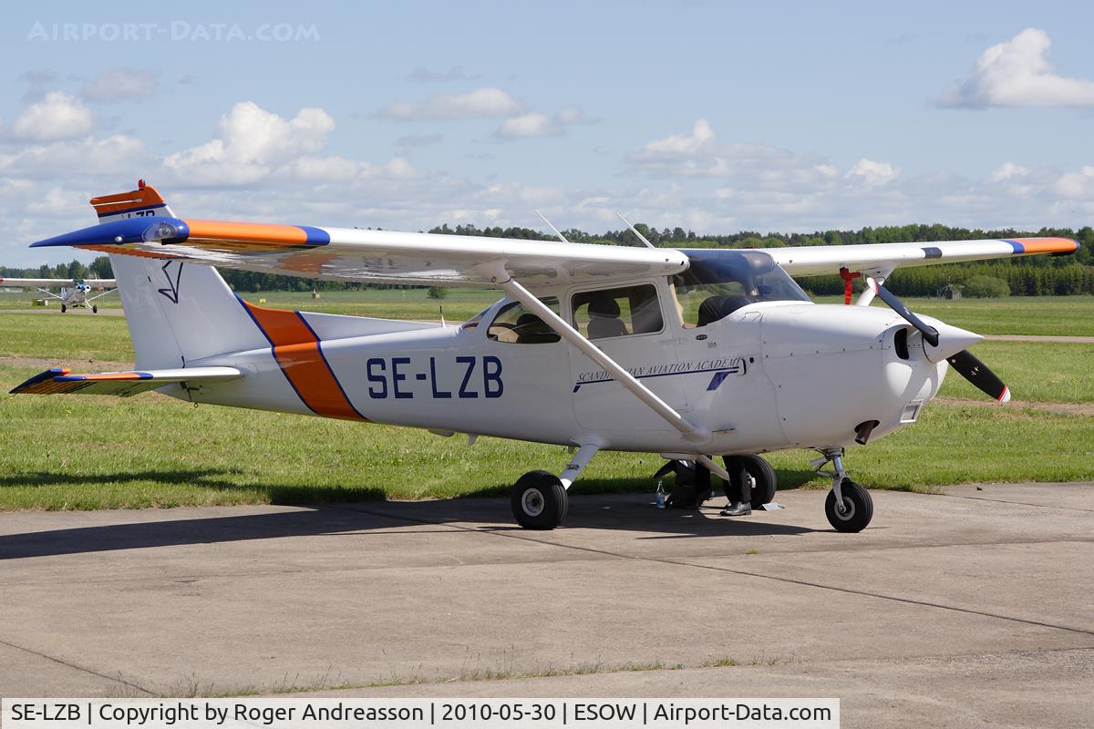 SE-LZB, 2005 Cessna 172R Skyhawk C/N 17281242, BF Scandinavian Aviation Academy AB