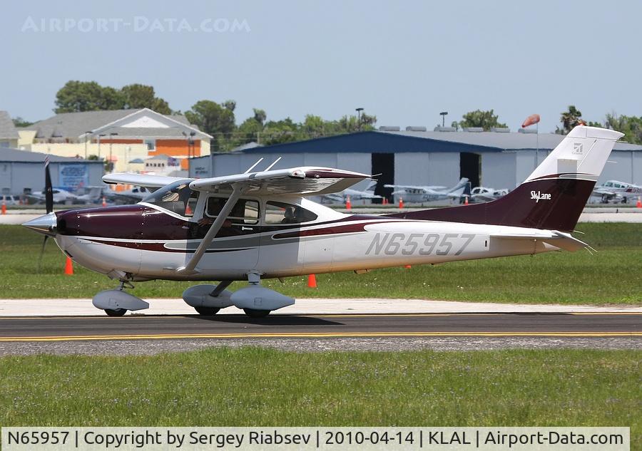 N65957, 2004 Cessna 182T Skylane C/N 18281484, Sun'n-fun 2010