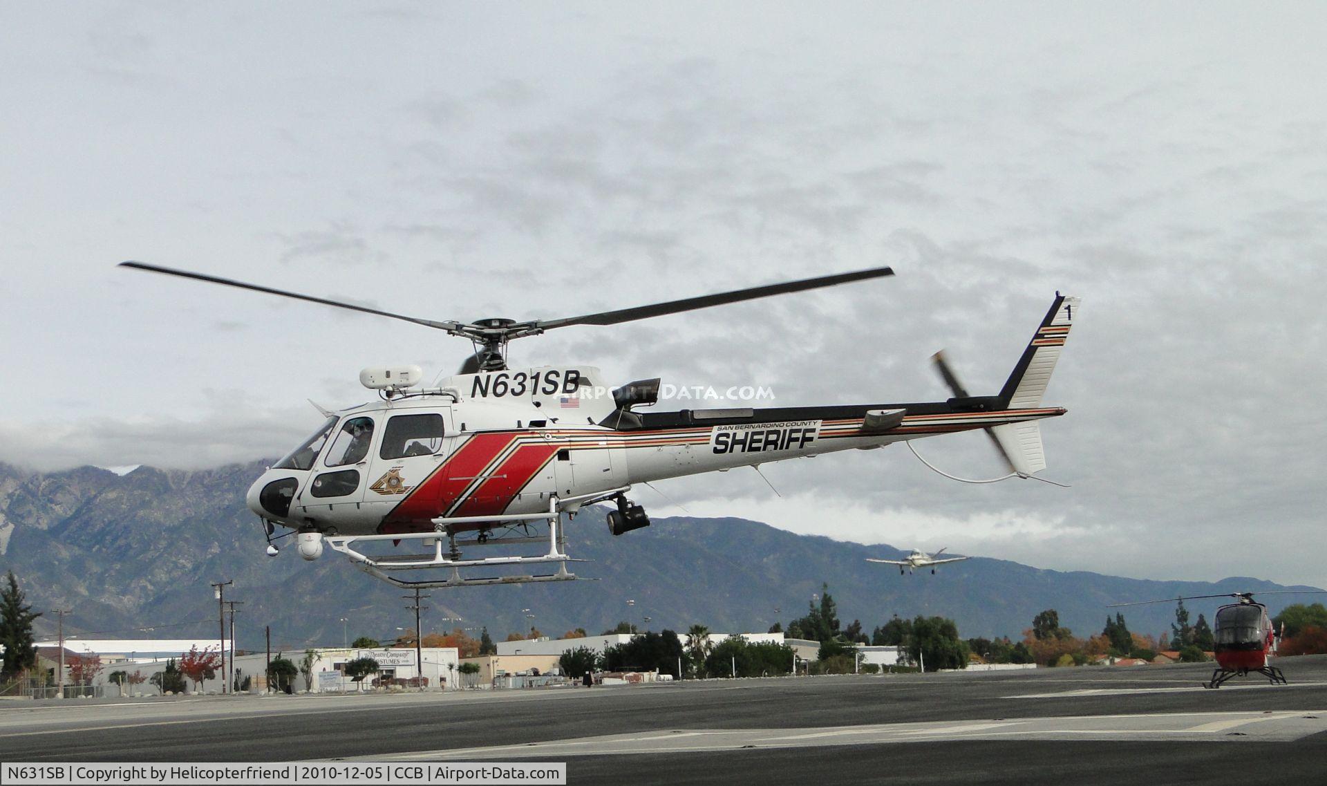 N631SB, 2004 Eurocopter AS-350B-3 Ecureuil Ecureuil C/N 3891, Hovering waiting for N7320B to land and in front of N7050D