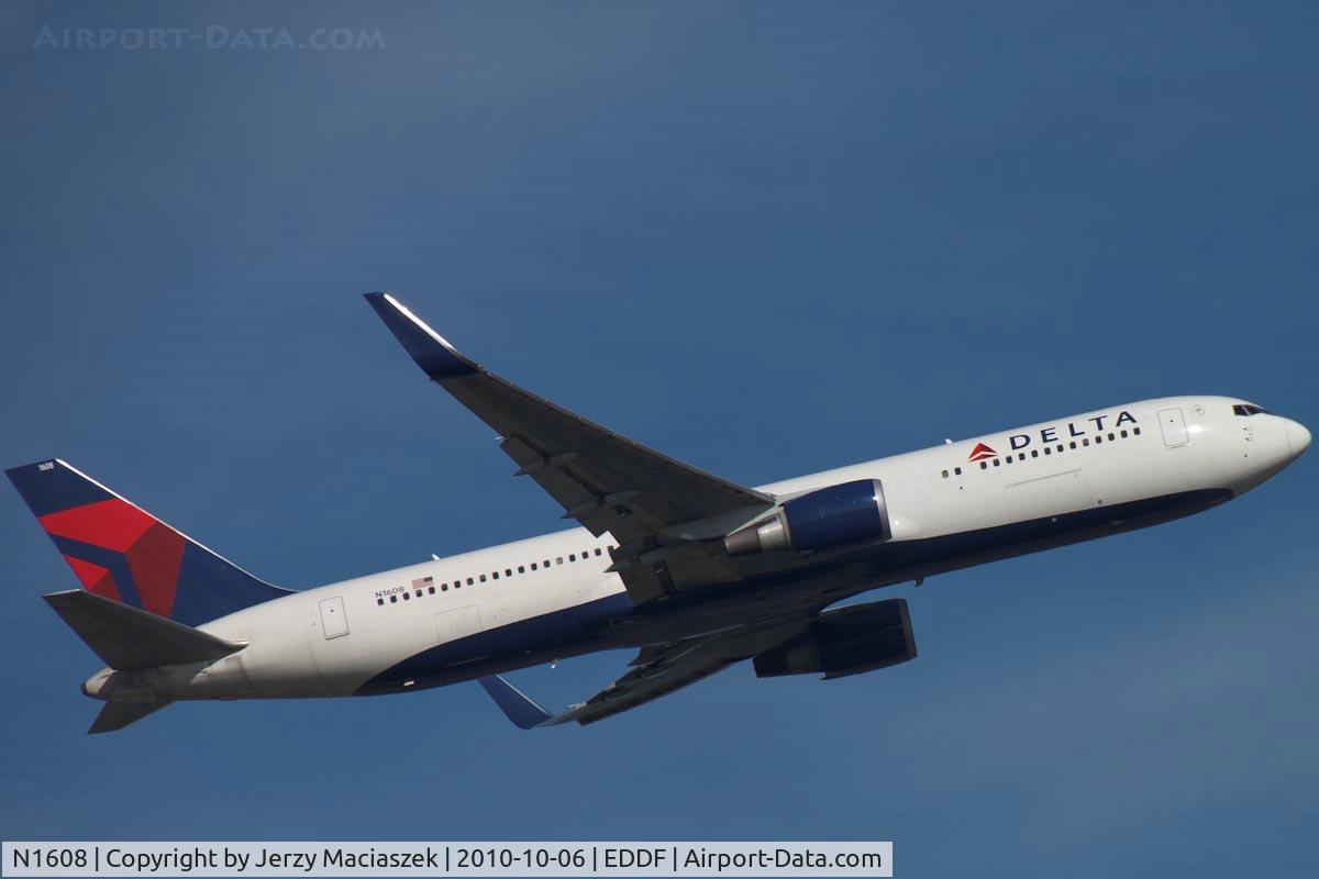 N1608, 2000 Boeing 767-332 C/N 30573, N1608_2000 Boeing 767-332, c/n: 30573