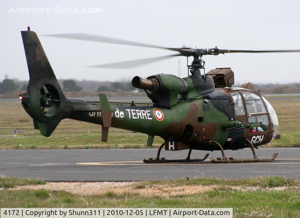 4172, Aérospatiale SA-342M Gazelle C/N 2172, C/n 2172 - Fuel stop at MPL...