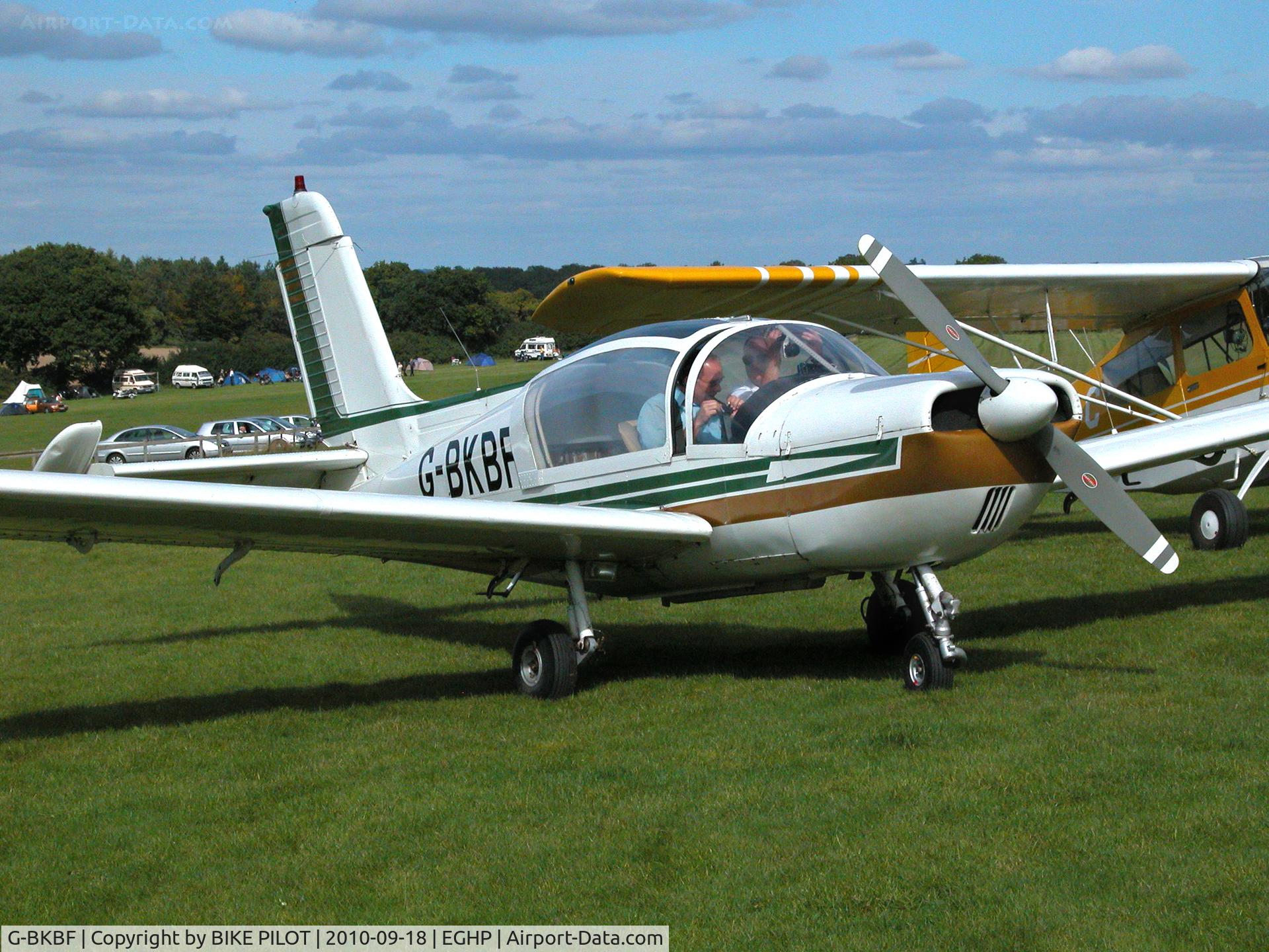 G-BKBF, 1970 Socata MS.894A Rallye Minerva 220 C/N 11622, Visiting Rallye Minerva