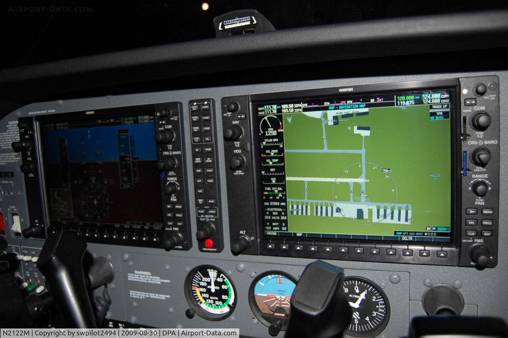 N2122M, 2007 Cessna 172S C/N 172S10442, G1000