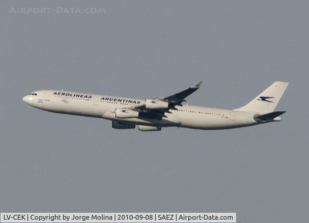 LV-CEK, 1995 Airbus A340-312 C/N 094, AR 