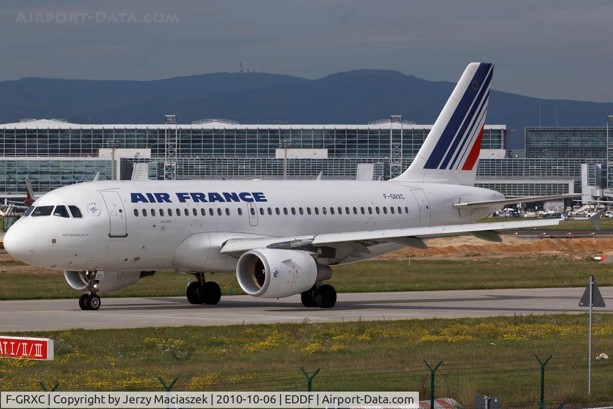 F-GRXC, 2002 Airbus A319-111 C/N 1677, F-GRXC_2002 Airbus A319-111, c/n: 1677
