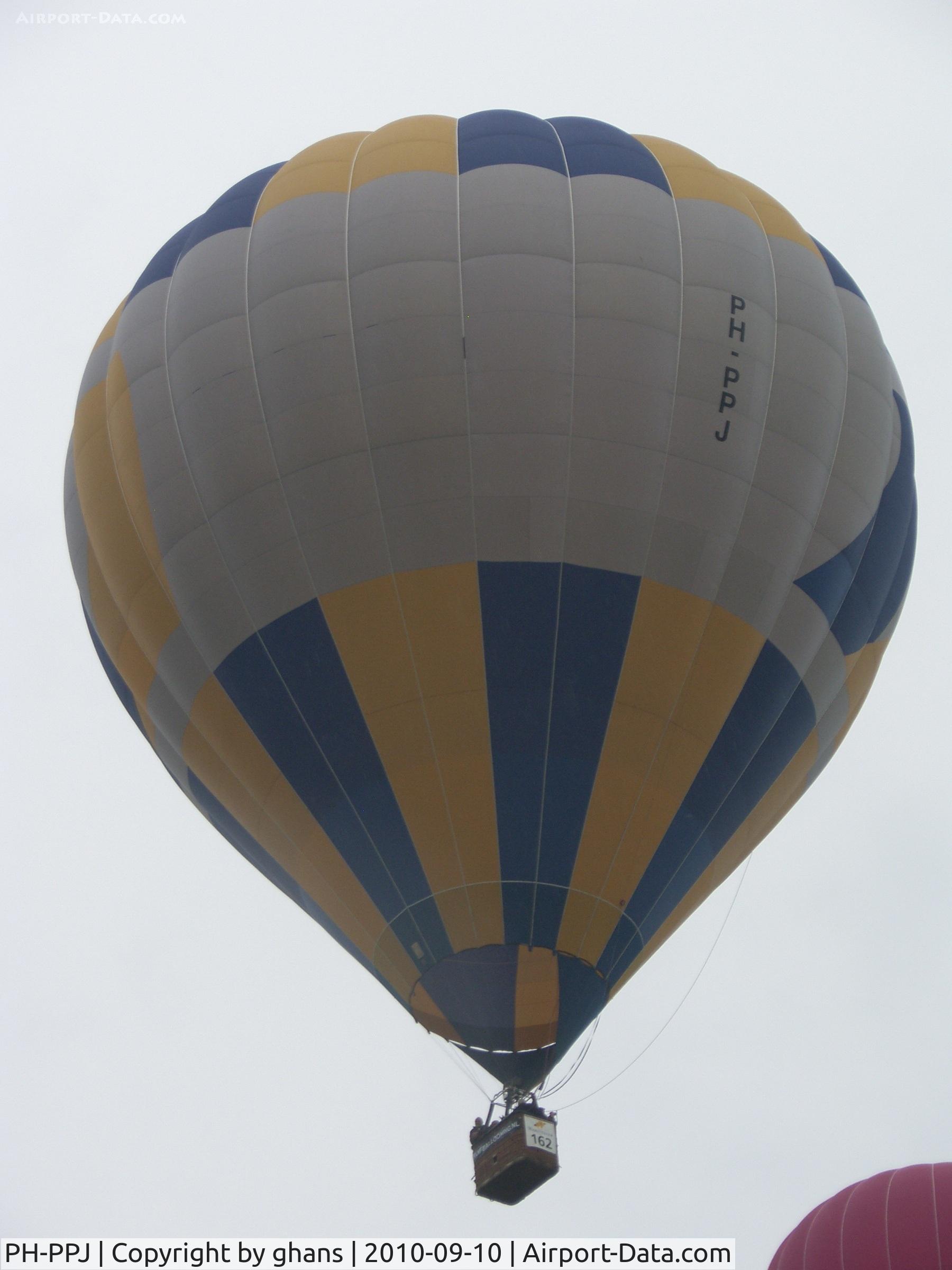 PH-PPJ, Kubicek BB42 Z C/N 251, WIM 2010