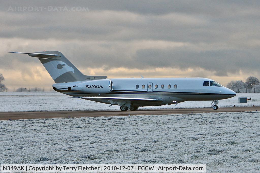 N349AK, 2010 Hawker Beechcraft 4000 C/N RC-42, Hawker Beechcraft Corp HAWKER 4000, c/n: RC-42 at a very wintery Luton