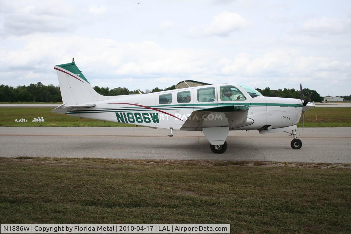 N1886W, 1973 Beech A36 Bonanza 36 C/N E-441, Beech A36