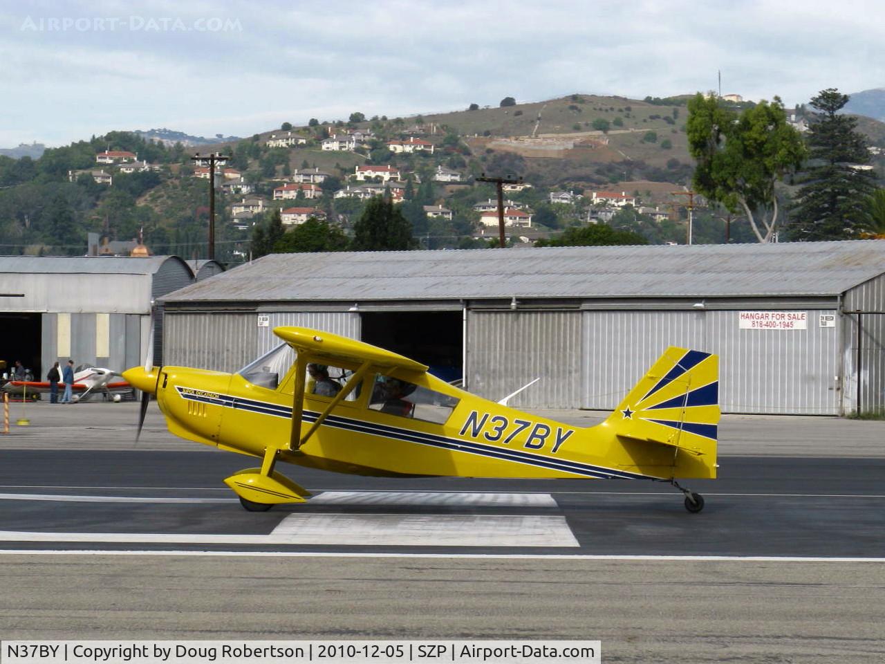 N37BY, 2004 American Champion 8KCAB Super Decathlon C/N 951-2004, 2004 American Champion 8KCAB SUPER DECATHLON, Lycoming AEIO-360 180 Hp, takeoff roll Rwy 22