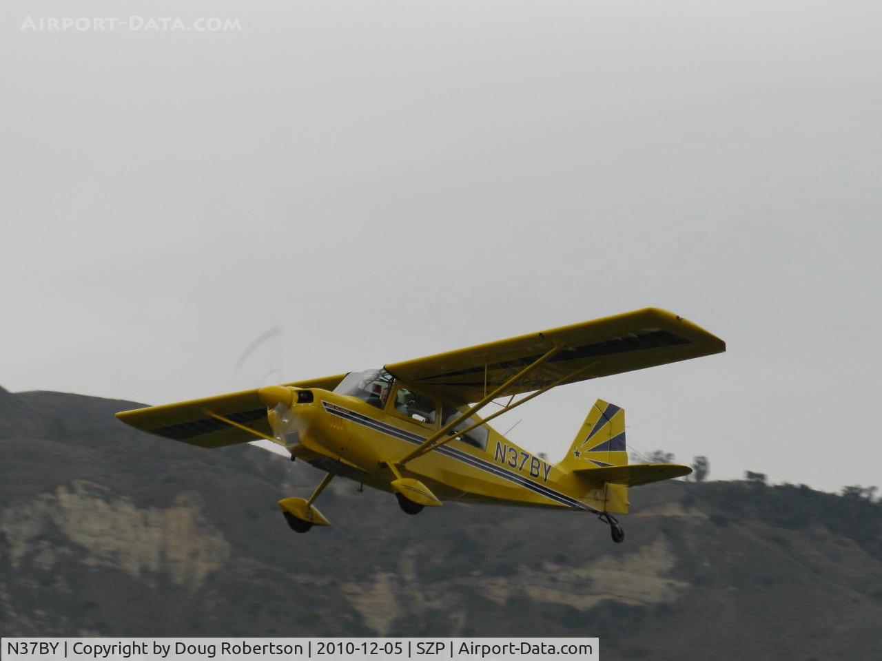 N37BY, 2004 American Champion 8KCAB Super Decathlon C/N 951-2004, 2004 American Champion 8KCAB SUPER DECATHLON, Lycoming AEIO-360 180 Hp, takeoff climb Rwy 04