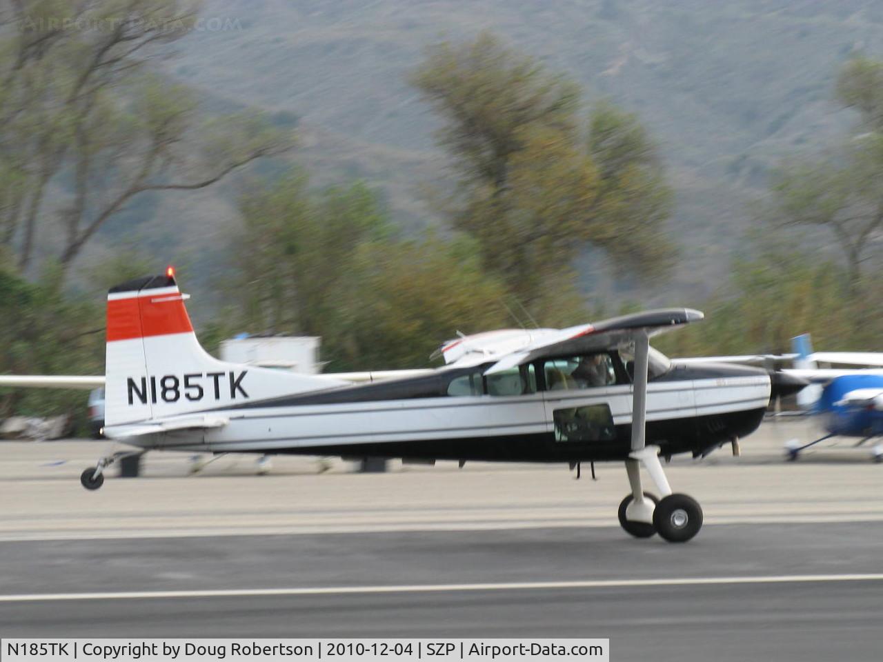 N185TK, 1981 Cessna A185F Skywagon 185 C/N 18504366, 1981 Cessna A185F SKYWAGON II, Continental IO-520-D 300 Hp, takeoff roll Rwy 22, tail already up