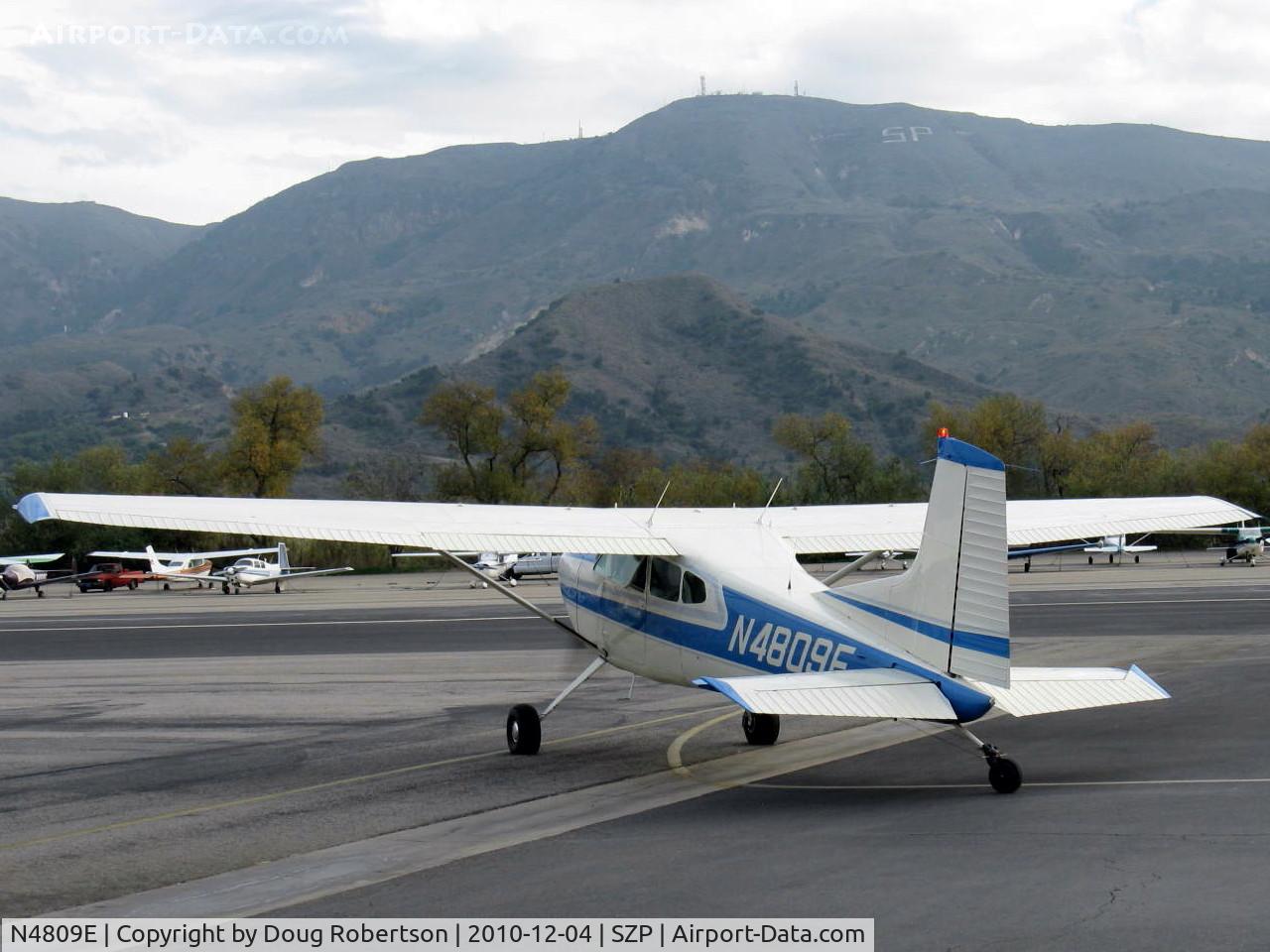 N4809E, 1980 Cessna 180K Skywagon C/N 18053175, Cessna 180K SKYWAGON, Continental O-470-S 230 Hp, taxi