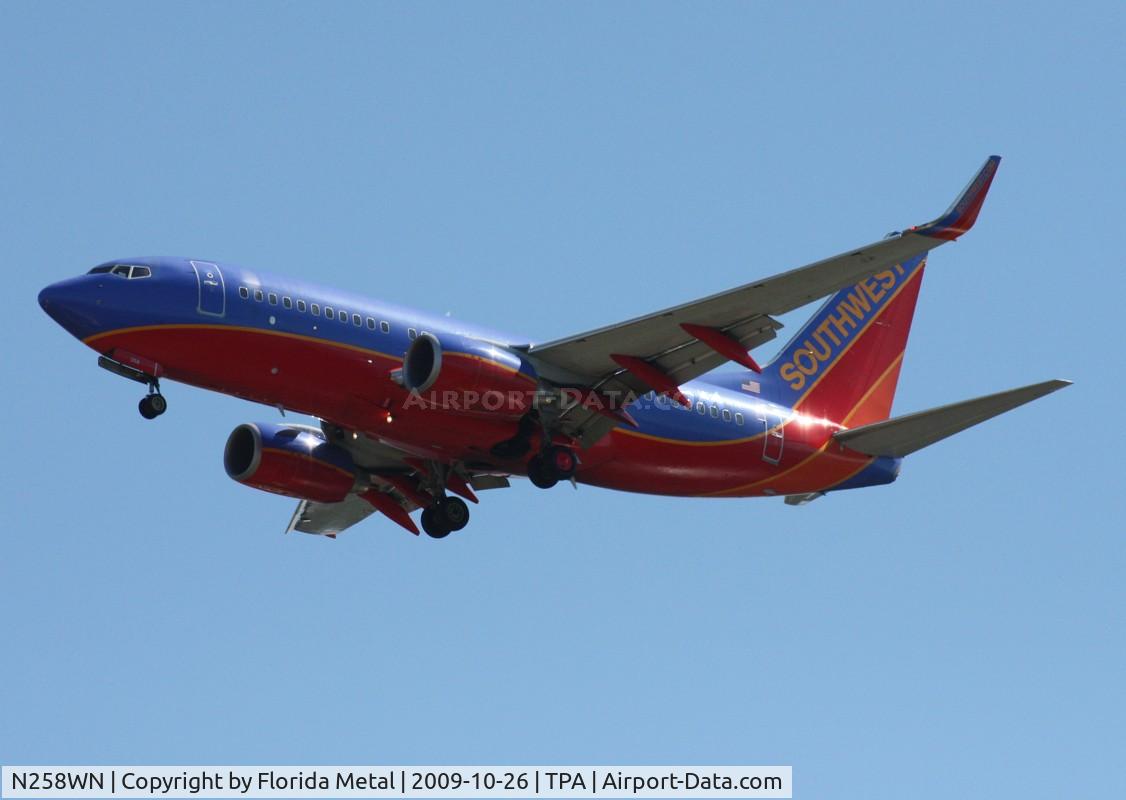 N258WN, 2006 Boeing 737-7H4 C/N 32516, Southwest 737-700