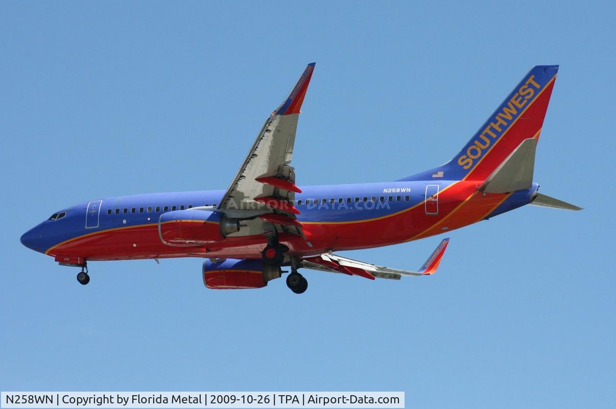 N258WN, 2006 Boeing 737-7H4 C/N 32516, Southwest 737-700