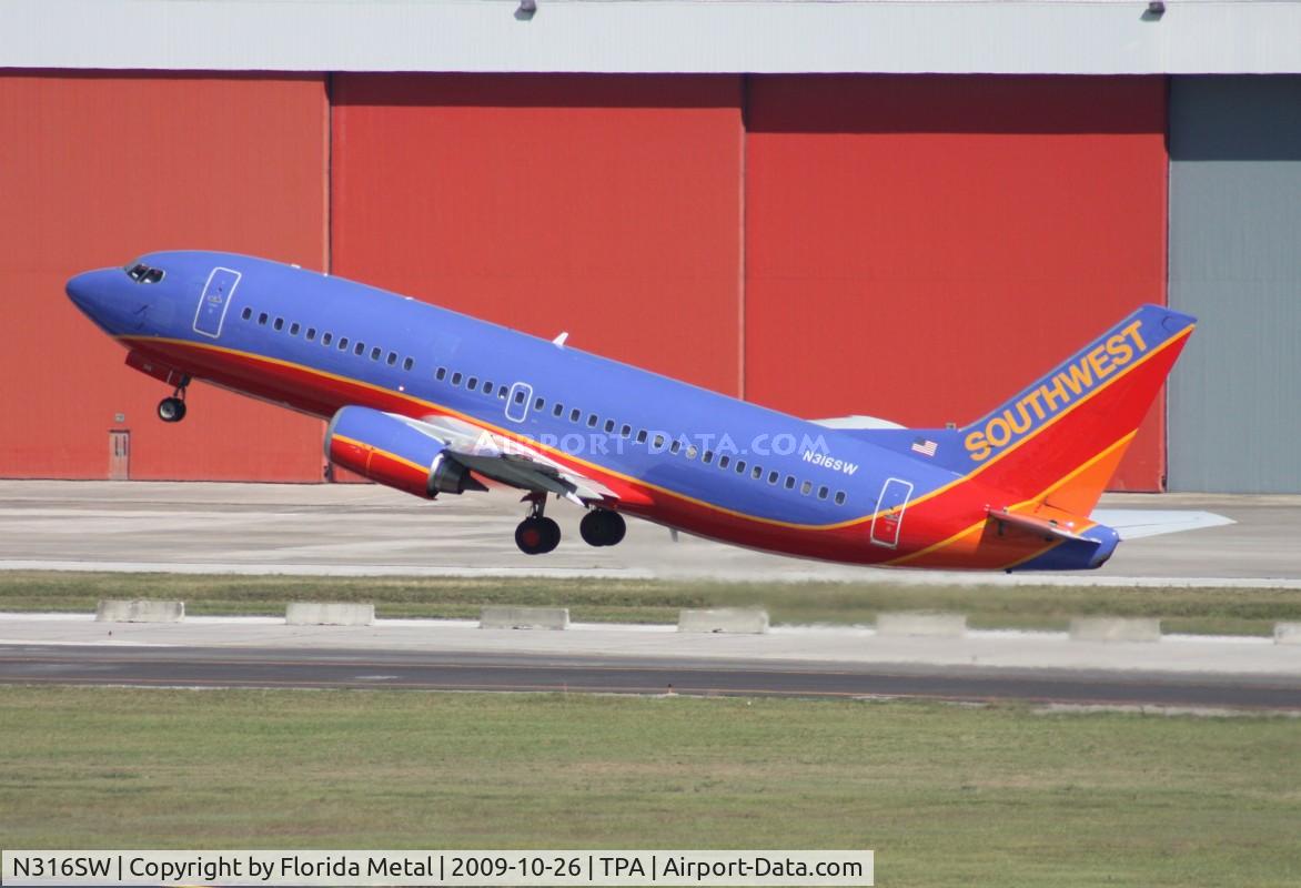 N316SW, 1986 Boeing 737-3H4 C/N 23338, Southwest 737-300