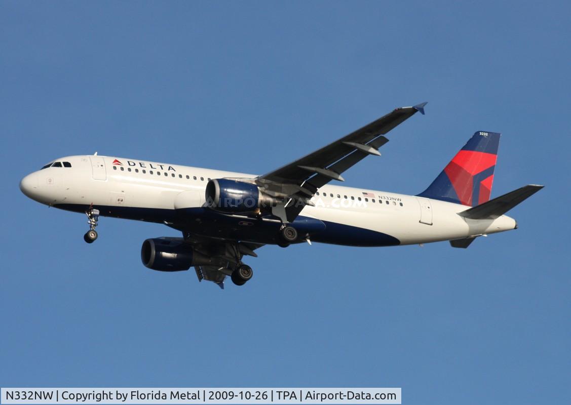 N332NW, 1992 Airbus A320-211 C/N 319, Delta A320