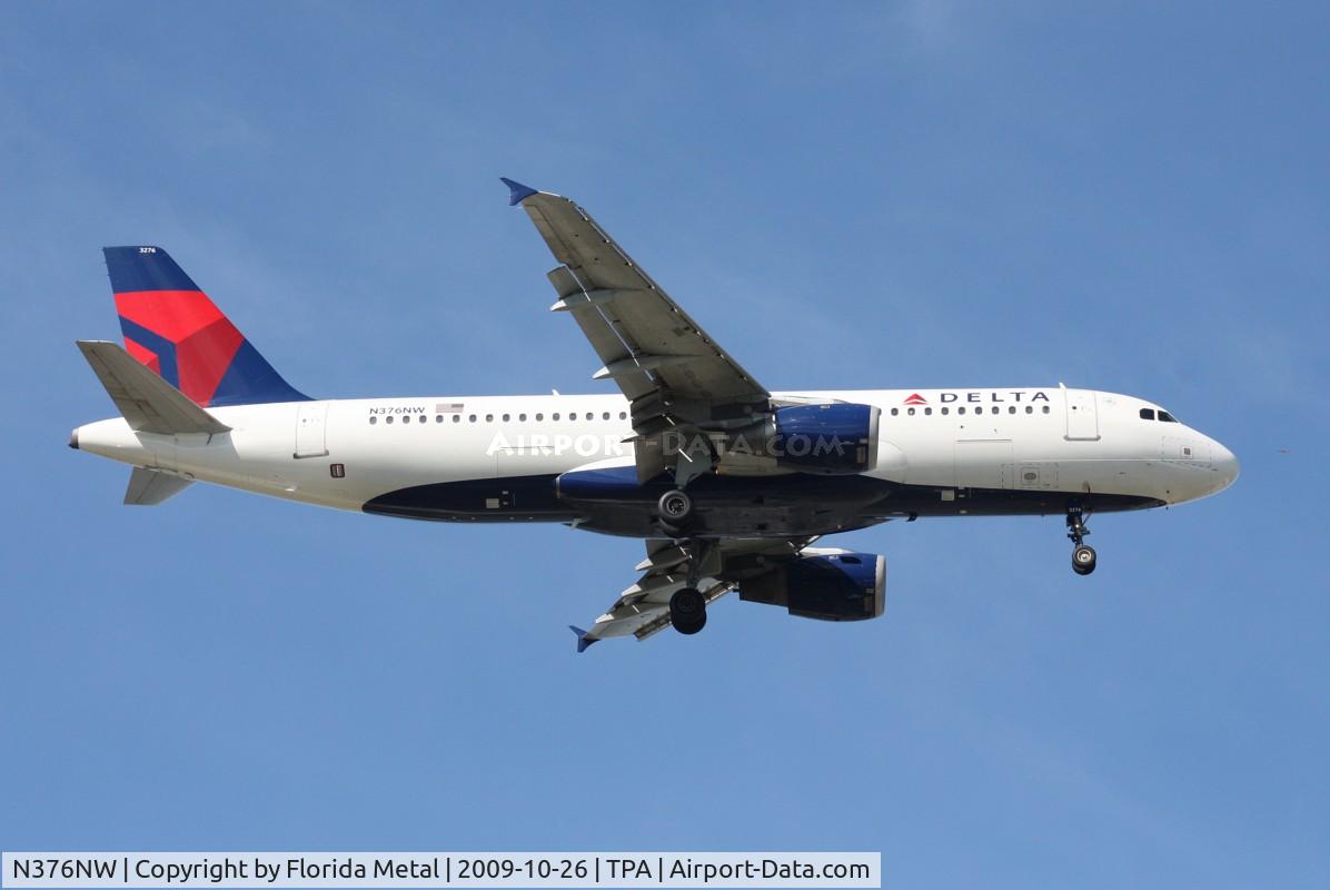 N376NW, 2002 Airbus A320-212 C/N 1812, Delta A320