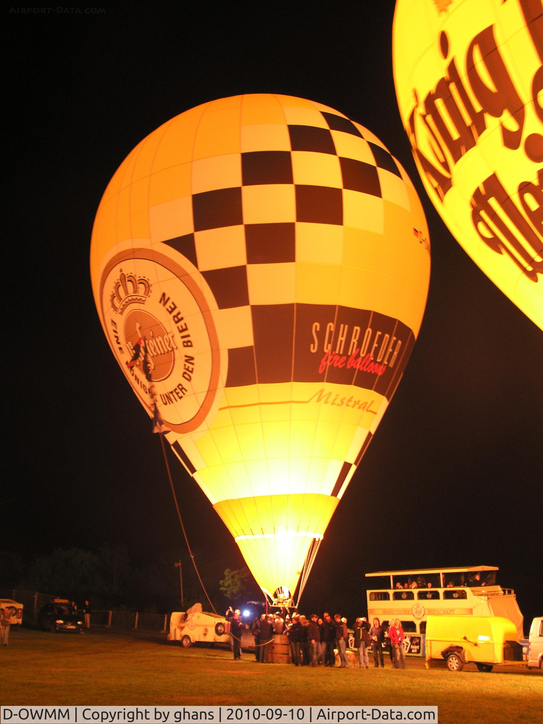 D-OWMM, 2009 Schroeder Fire Balloons Mistral C/N 1354, WIM 2010 nightglow