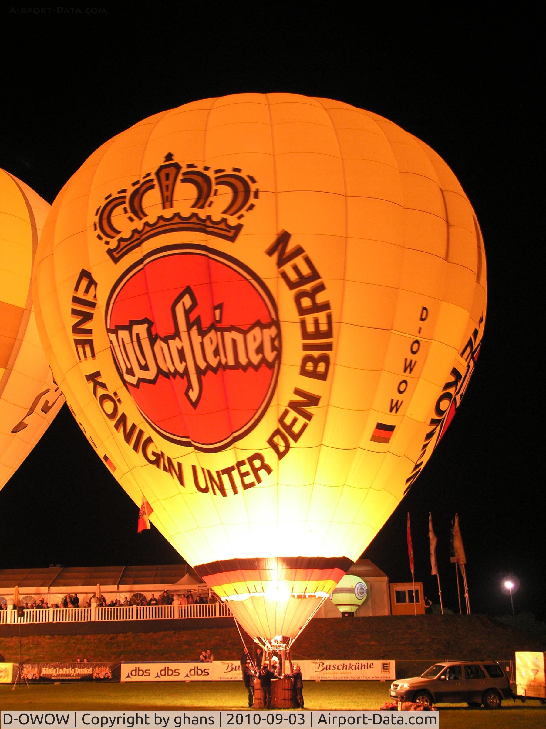 D-OWOW, 1999 Schroeder Fire Balloons G33/24 C/N 733, WIM 2010 nightglow