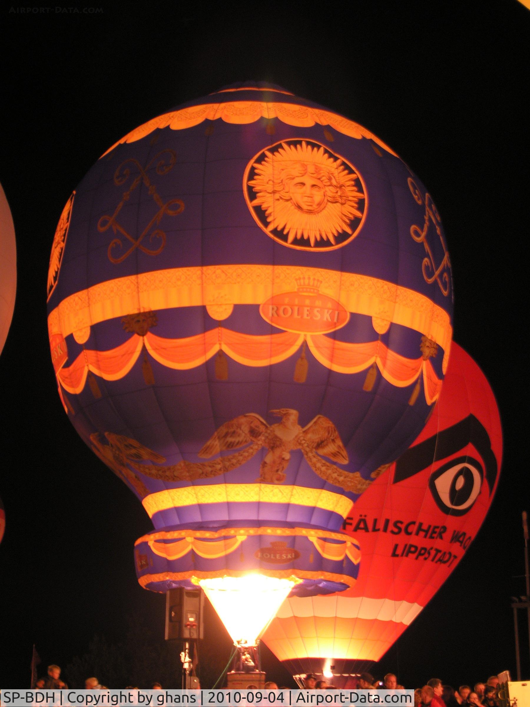 SP-BDH, 2010 Kubicek Montgolfiere C/N 717, WIM 2010 nightglow