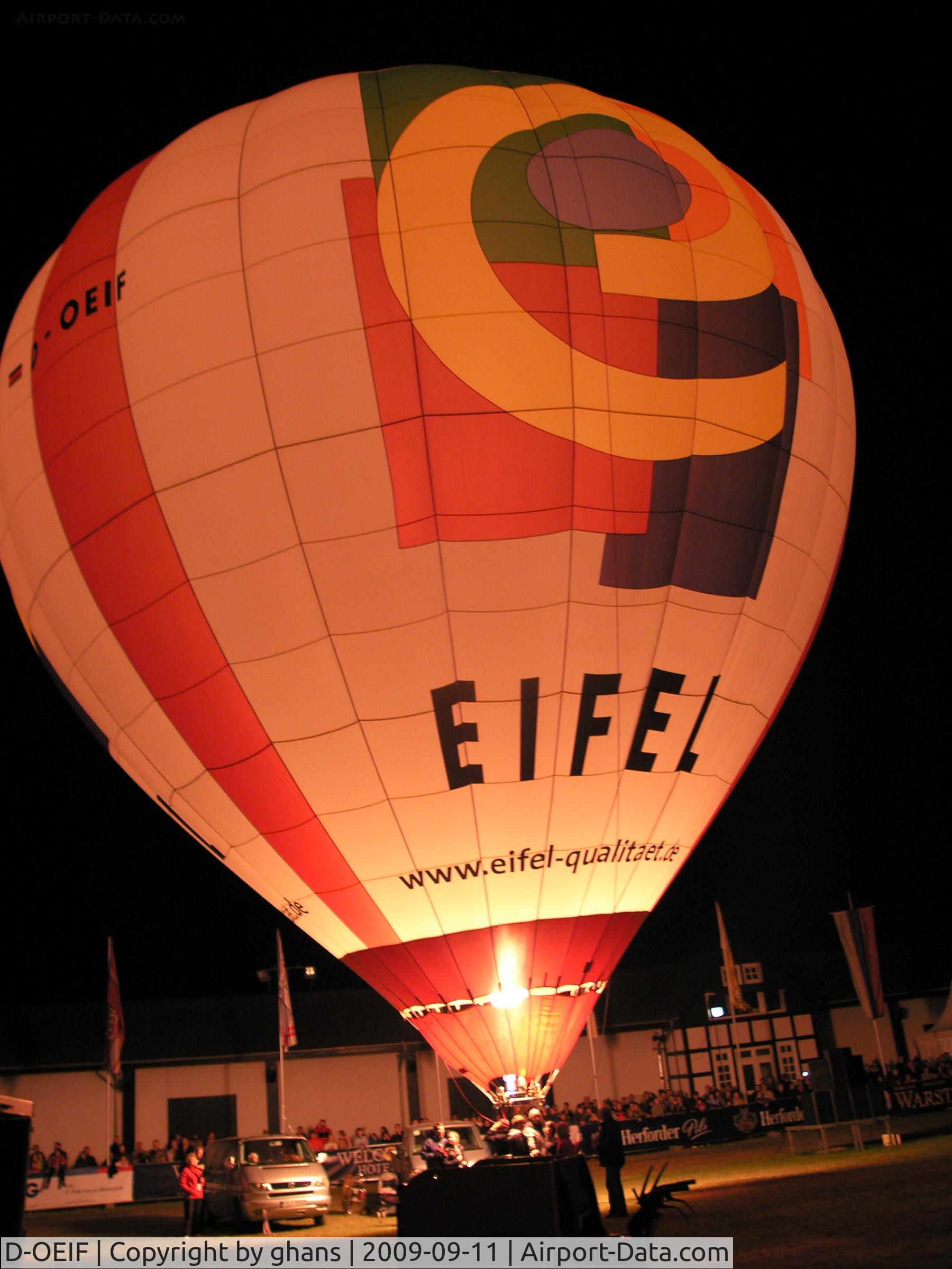D-OEIF, 2004 Schroeder Fire Balloons G34/24 C/N 1121, WIM 2009 nightglow
