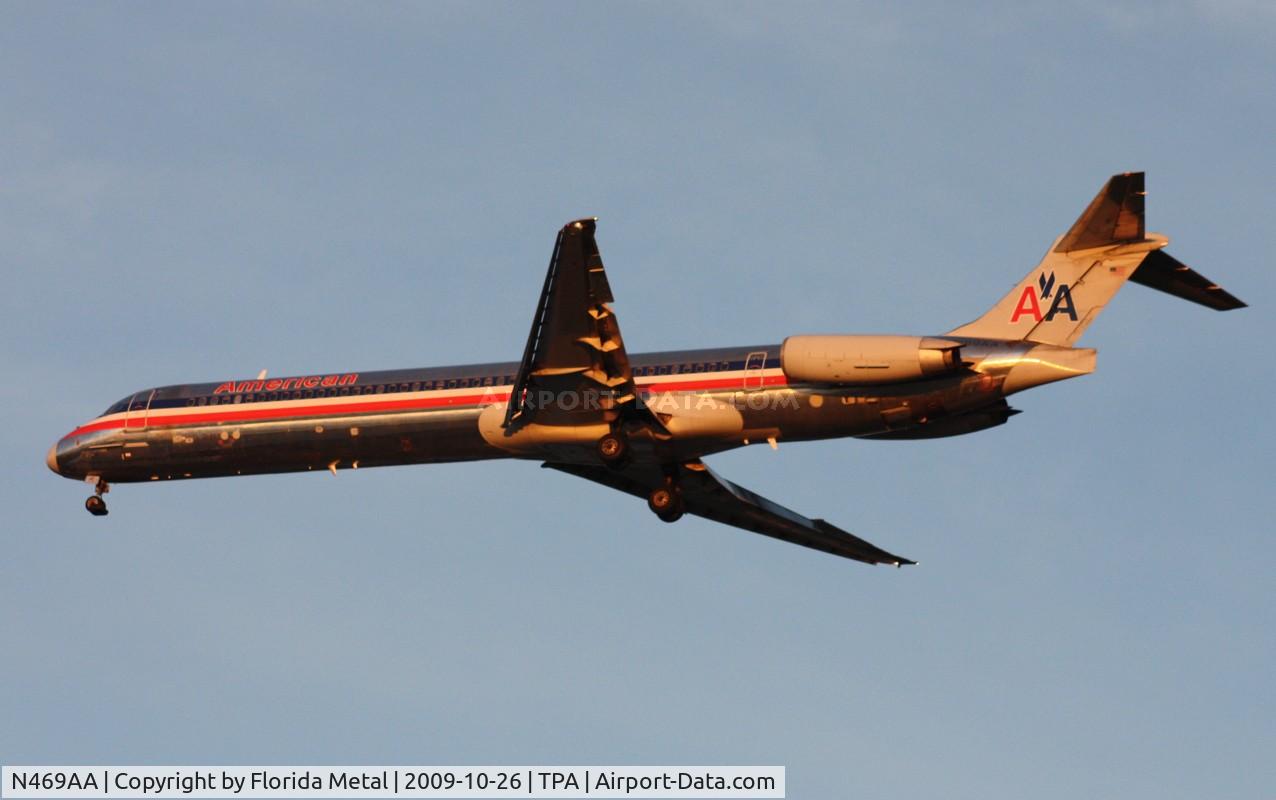 N469AA, 1988 McDonnell Douglas MD-82 (DC-9-82) C/N 49599, AAL MD82