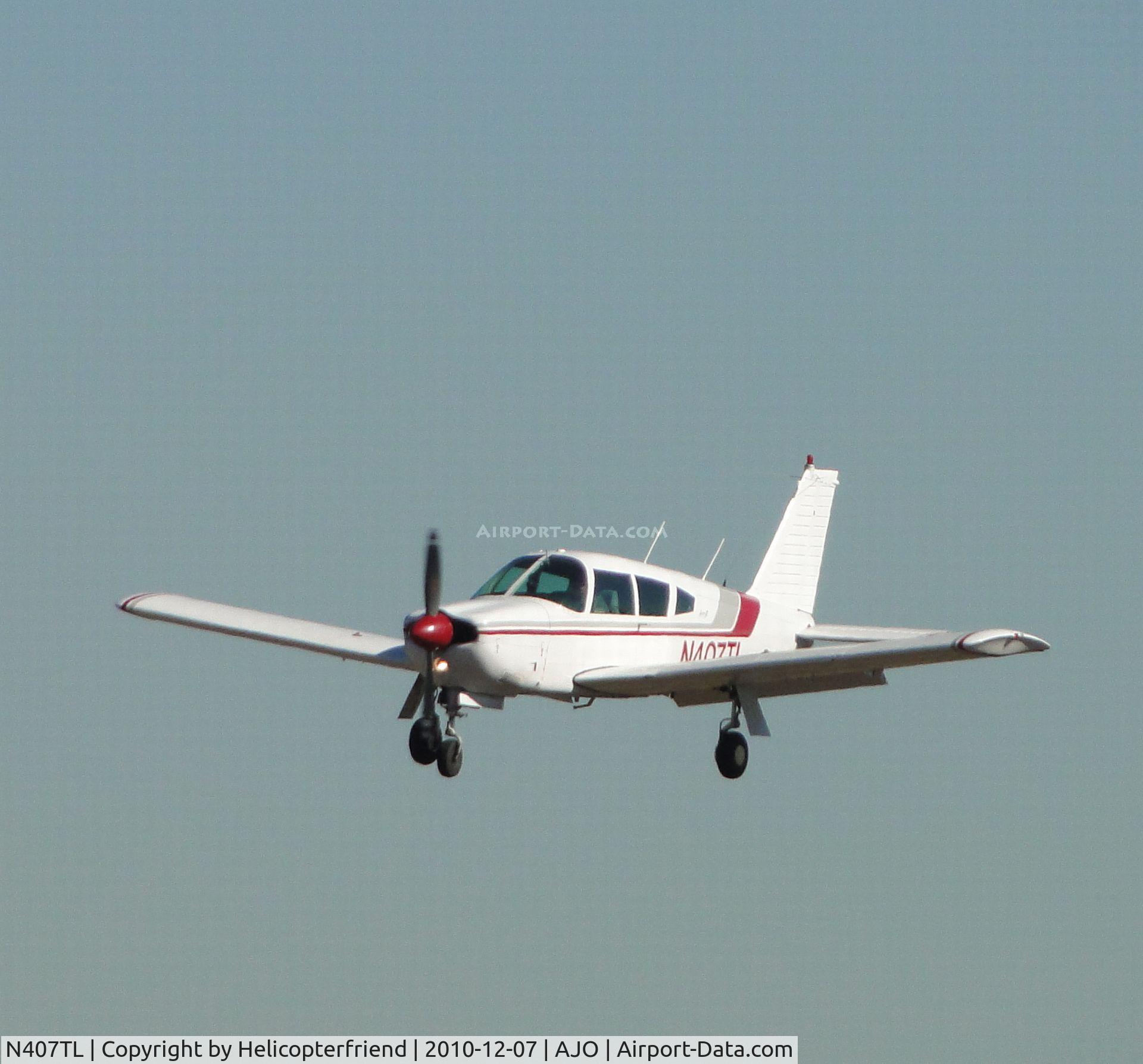 N407TL, 1970 Piper PA-28R-200 C/N 28R-7135013, On final to runway 25