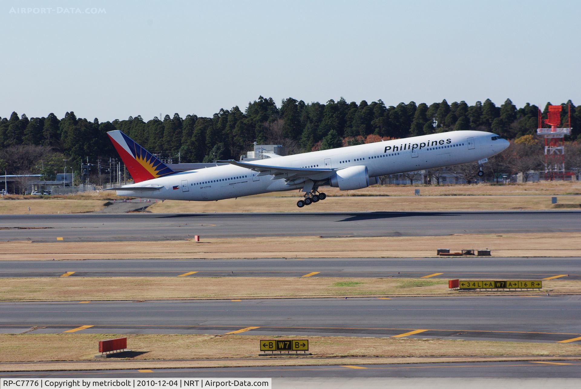 RP-C7776, 2010 Boeing 777-36N/ER C/N 37712, Take off from Tokyo Narita