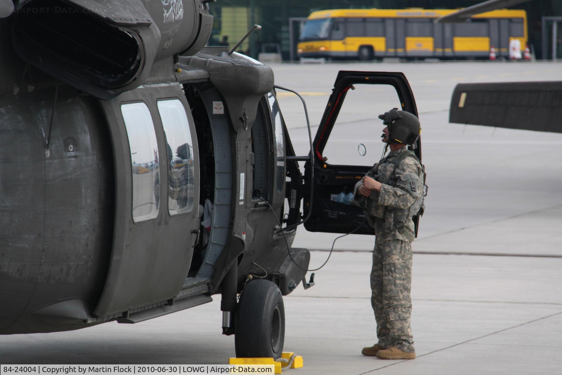 84-24004, 1984 Sikorsky UH-60A Black Hawk C/N 70.845, .