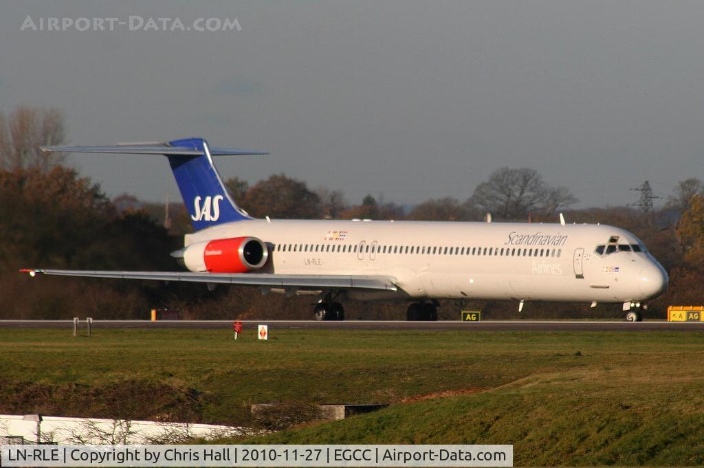 LN-RLE, 1985 McDonnell Douglas MD-82 (DC-9-82) C/N 49382, Scandinavian MD-82 lining up on RW05L