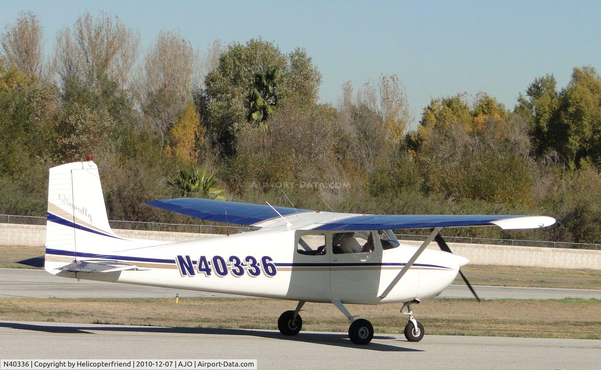 N40336, 1958 Cessna 172 C/N 36720, Taxiing to runway 25