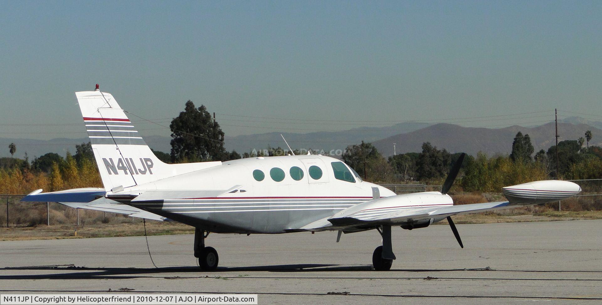 N411JP, 1968 Cessna 411A C/N 411A-0293, Parked
