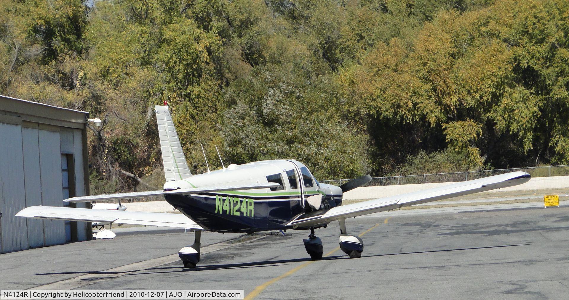 N4124R, 1968 Piper PA-32-300 Cherokee Six C/N 32-40442, Getting ready to go fly