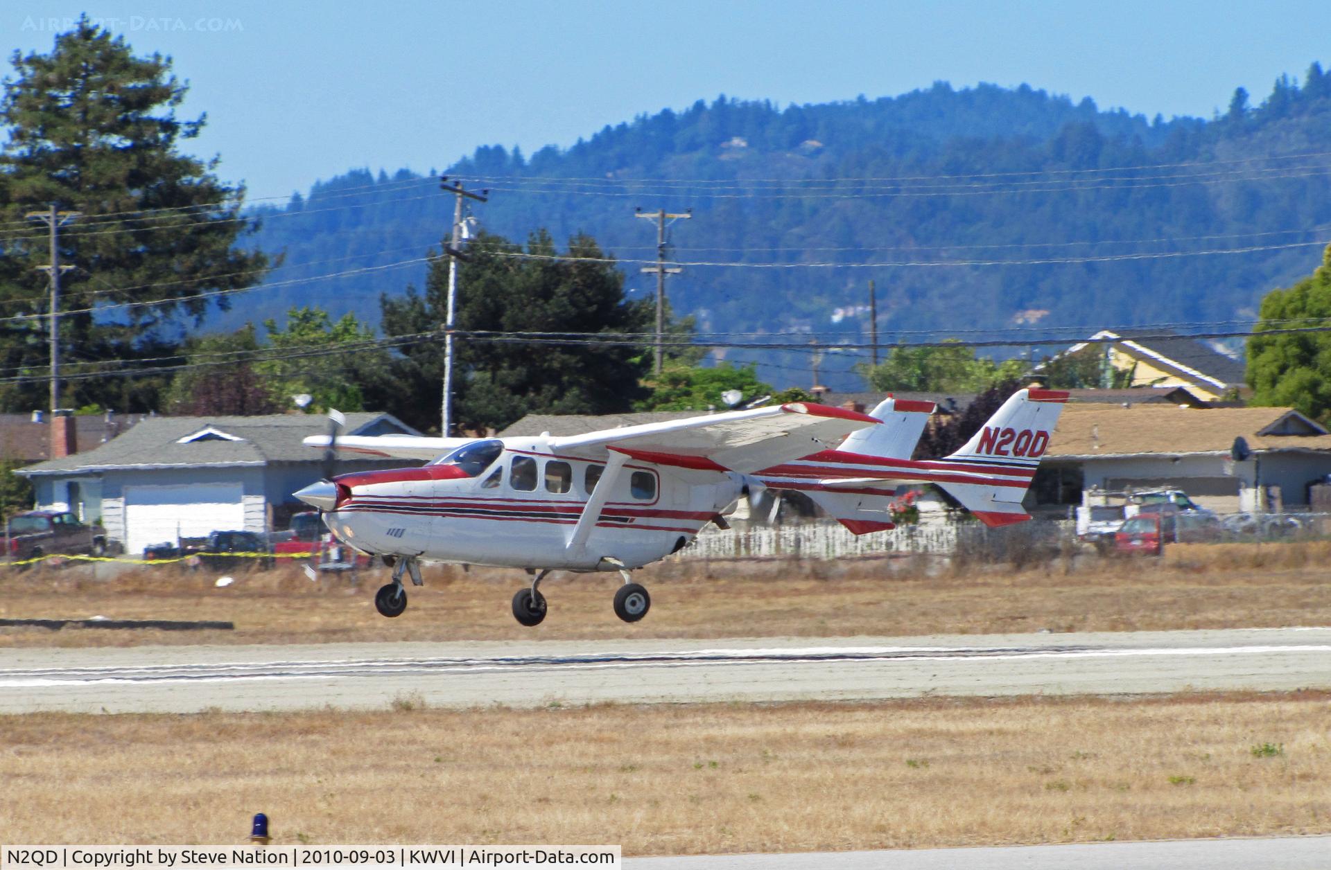 N2QD, Cessna T337G Turbo Super Skymaster C/N P3370277, Locally-based Cessna T337G landing @ 2010 Watsonville, CA Fly-in