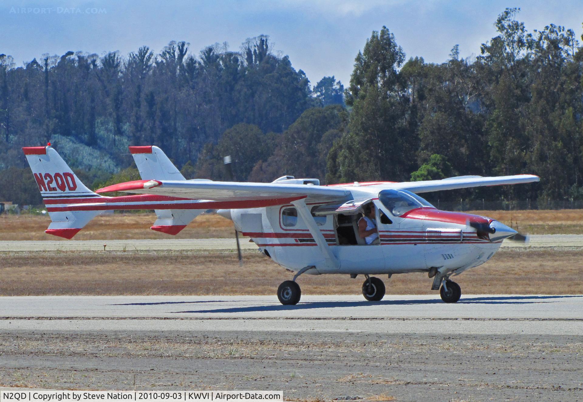 N2QD, Cessna T337G Turbo Super Skymaster C/N P3370277, Locally-based Cessna T337G taxis by the trees @ 2010 Watsonville, CA Fly-in