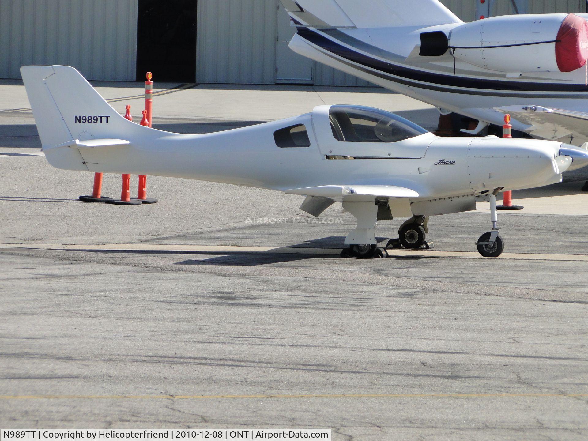 N989TT, Lancair 360 MK II C/N 728 320 571 FB, Parked on the southside