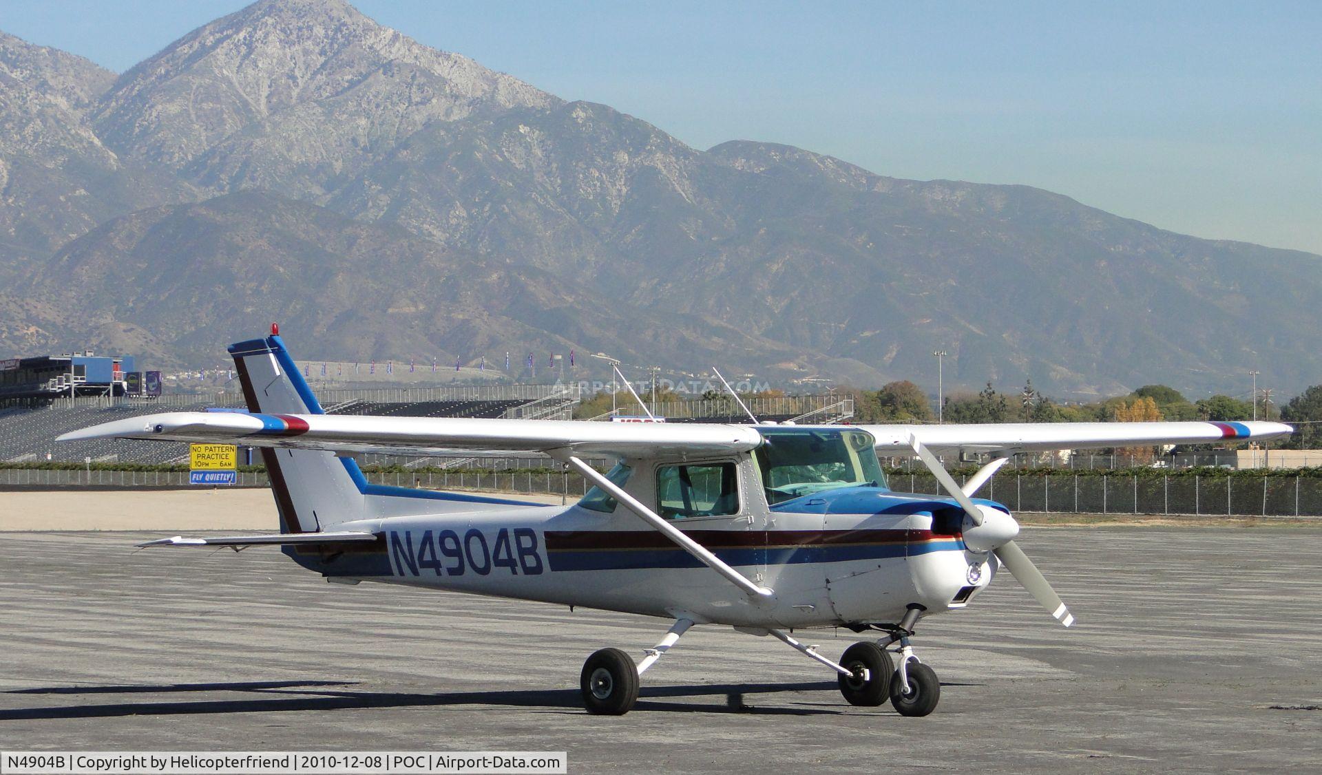 N4904B, 1979 Cessna 152 C/N 15283699, Parked in Howard Aviation north parking area