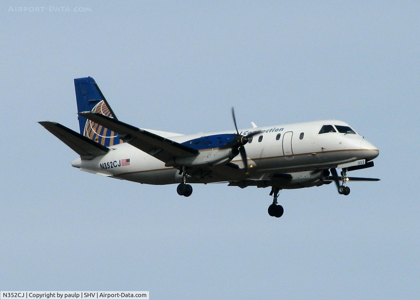 N352CJ, 1993 Saab 340B C/N 340B-352, Colgan 9541 landing at Shreveport Regional.