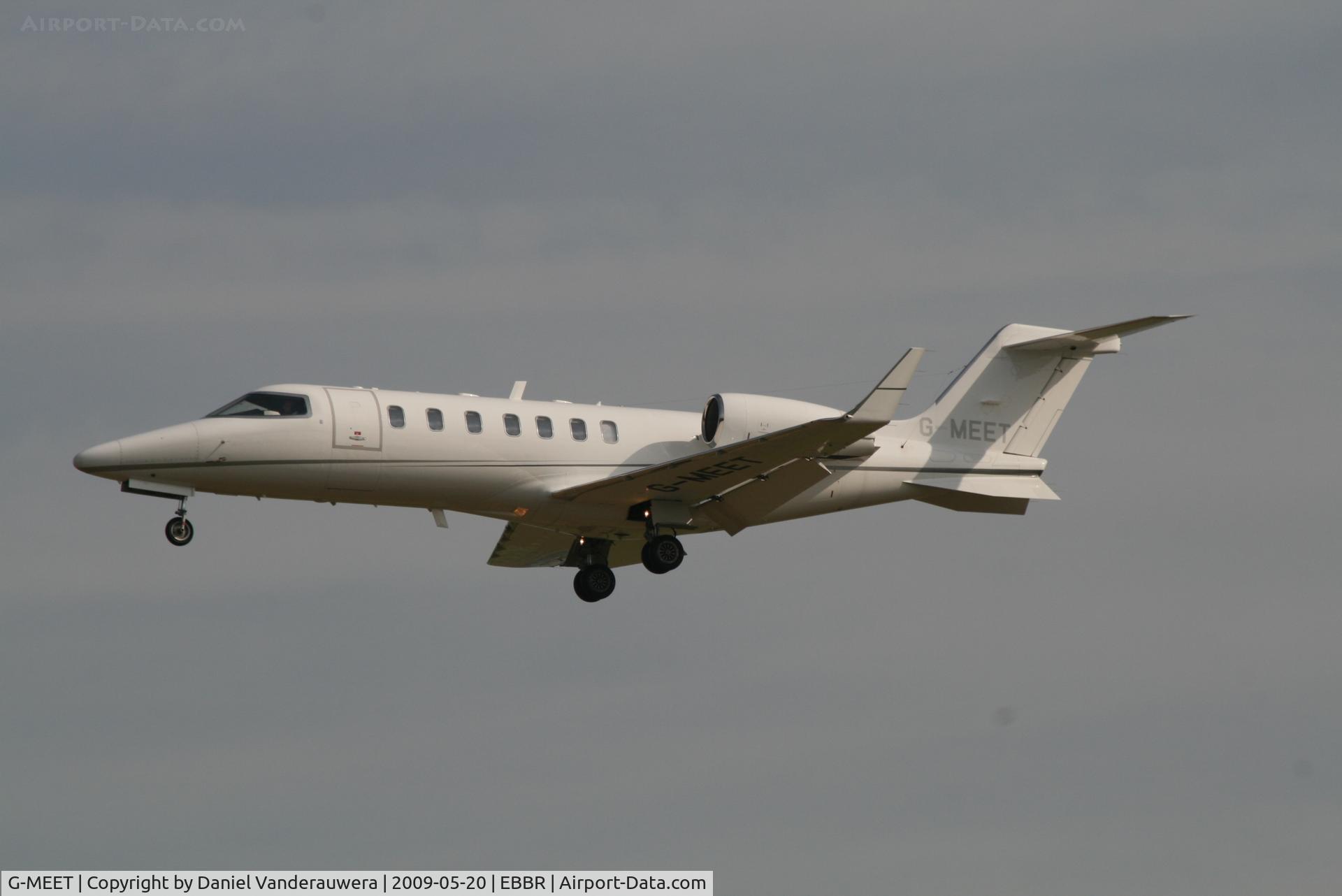 G-MEET, 2006 Learjet 45 C/N 45-2054, Arrival to RWY 25L