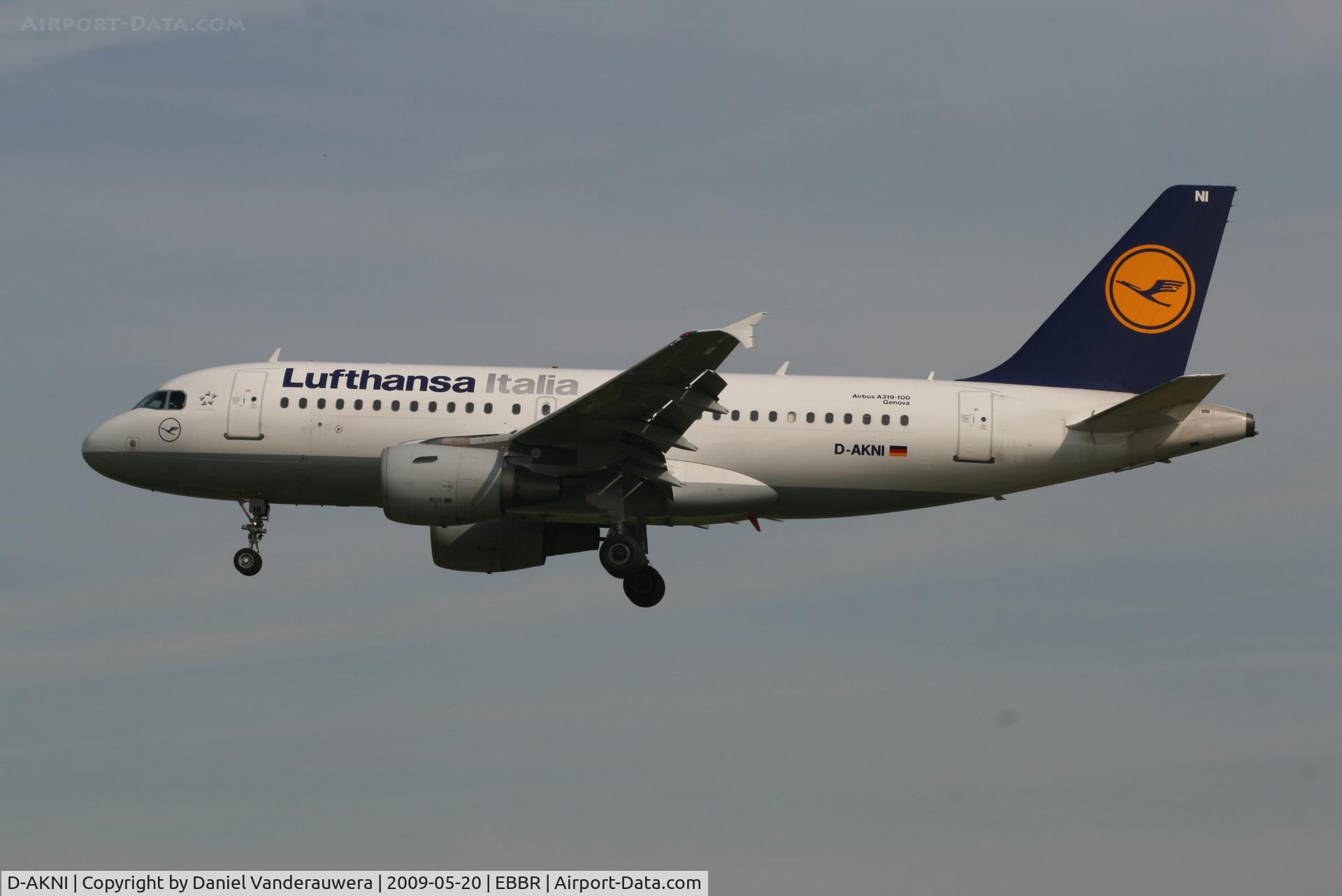 D-AKNI, 1999 Airbus A319-112 C/N 1016, Arrival of flight LH1812 to RWY 25L