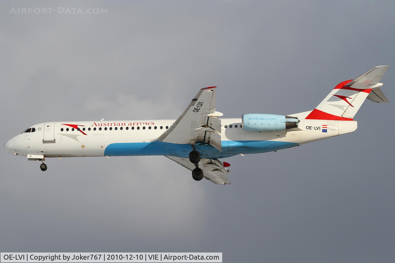 OE-LVI, 1993 Fokker 100 (F-28-0100) C/N 11468, Austrian arrows