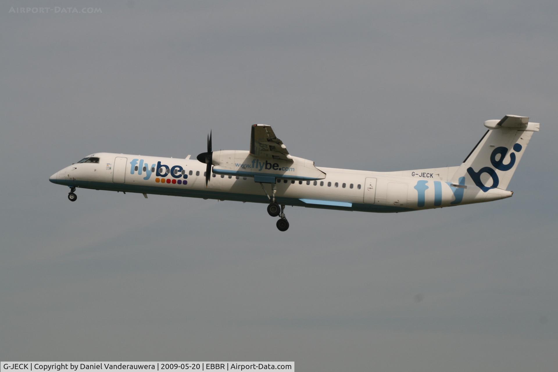 G-JECK, 2005 De Havilland Canada DHC-8-402Q Dash 8 C/N 4113, Arrival of flight BE7181 to RWY 25L