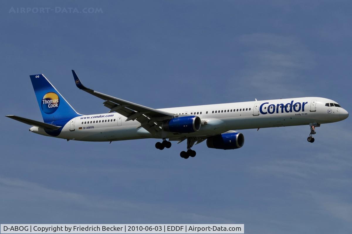 D-ABOG, 1999 Boeing 757-330 C/N 29014, on final RW07R