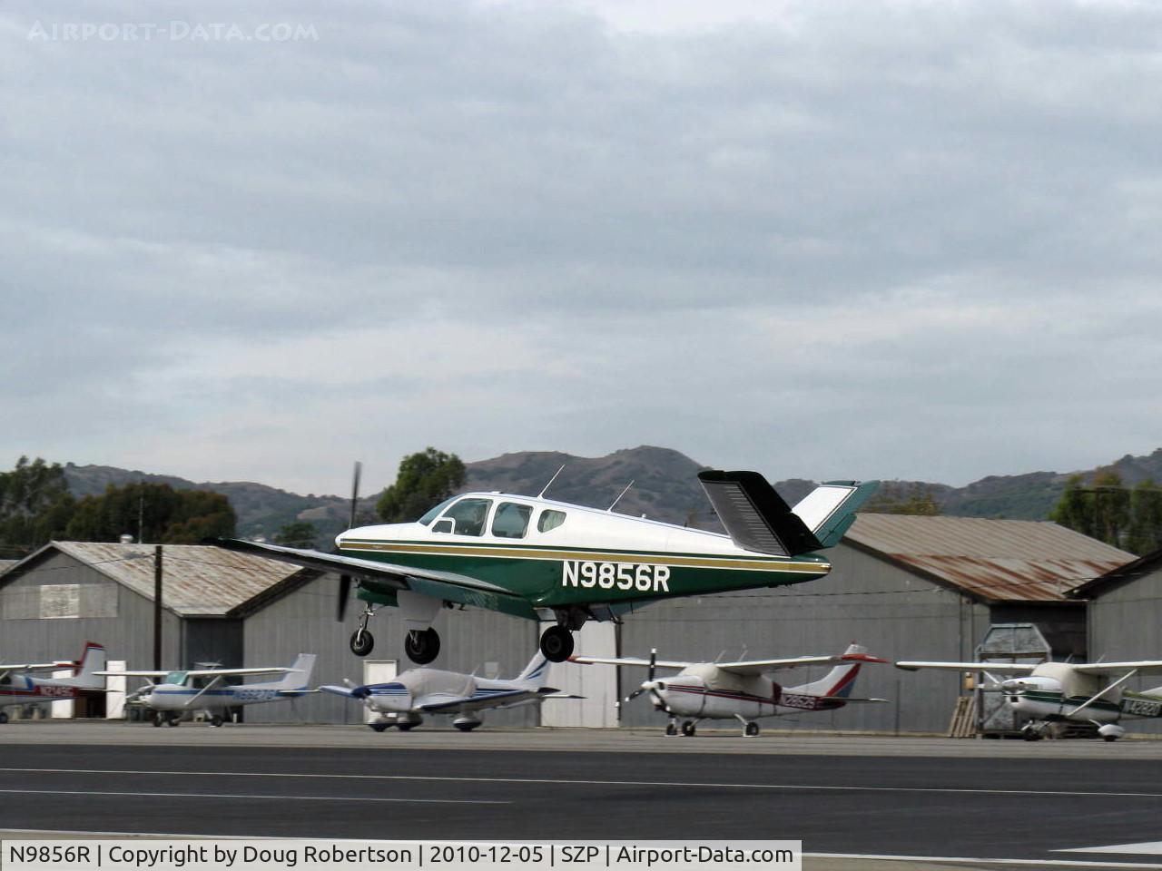 N9856R, 1960 Beech M35 Bonanza C/N D-6398, 1960 Beech M35 BONANZA, Continental IO-470-C 250 Hp, landing Rwy 22
