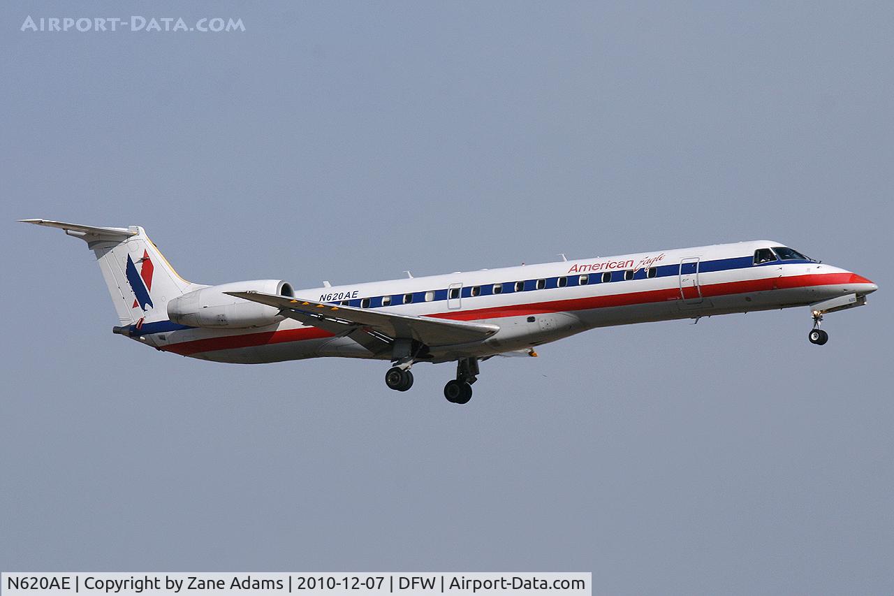 N620AE, Embraer ERJ-145LR (EMB-145LR) C/N 145102, American Eagle landing at DFW Airport, TX