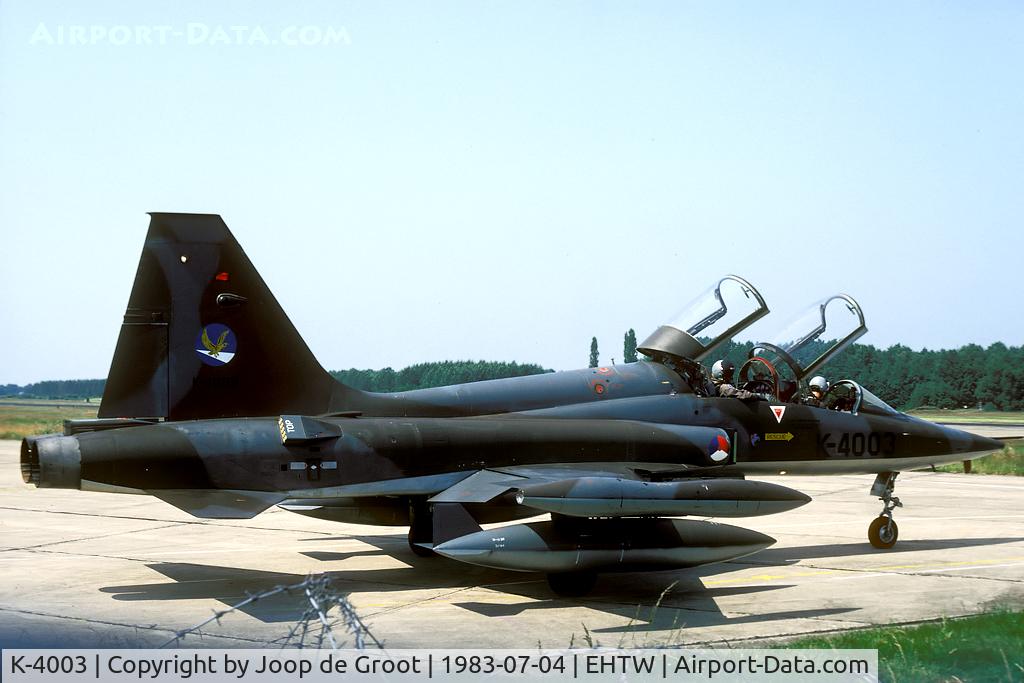K-4003, 1969 Canadair NF-5B Freedom Fighter C/N 4003, holdingpoint at Twenthe: 50 mm picture location