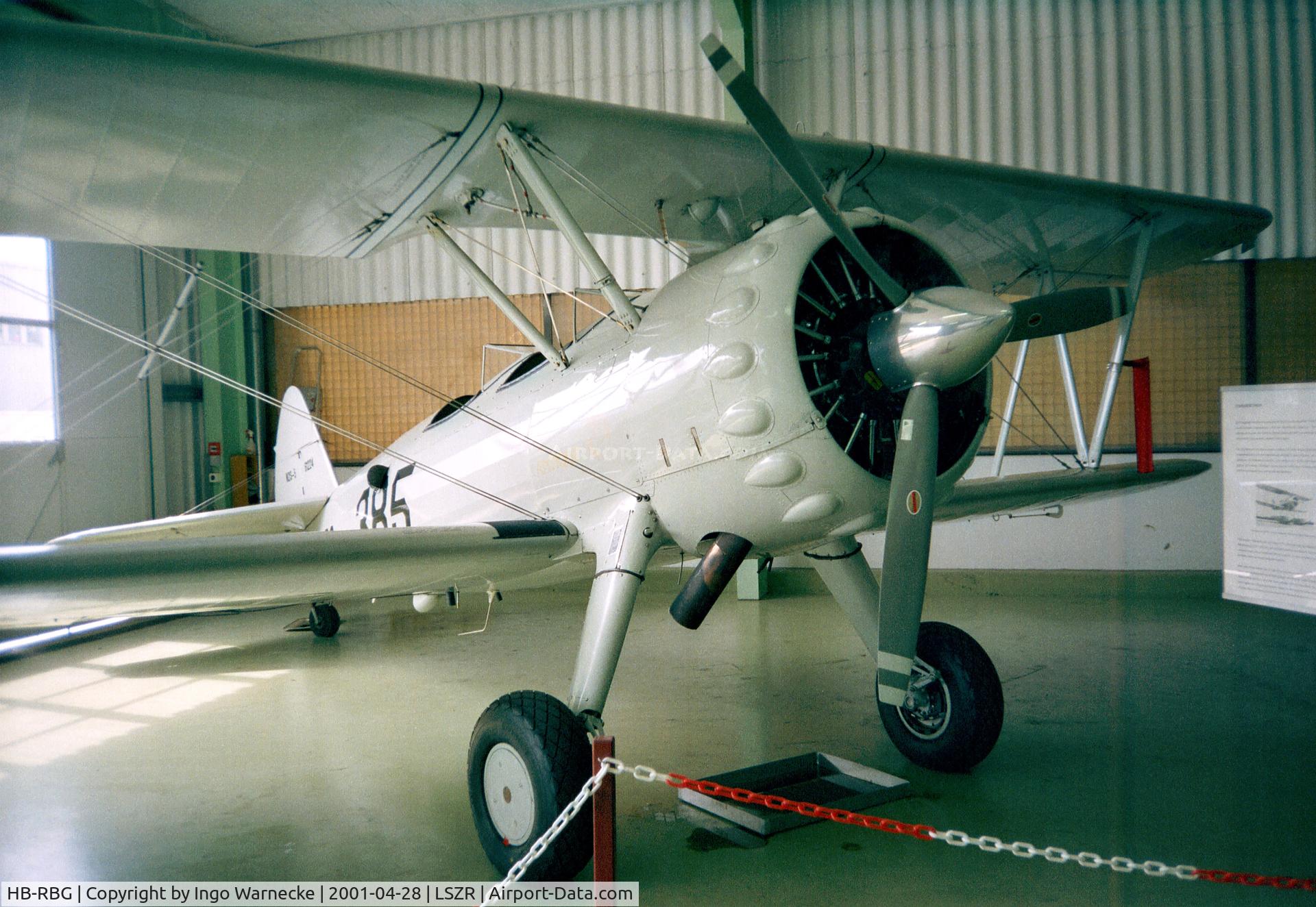 HB-RBG, 1940 Boeing PT-13D Kaydet (E75) C/N 75-5346, Boeing / Stearman E75 (PT-13D / N2S-5) at the Fliegermuseum Altenrhein