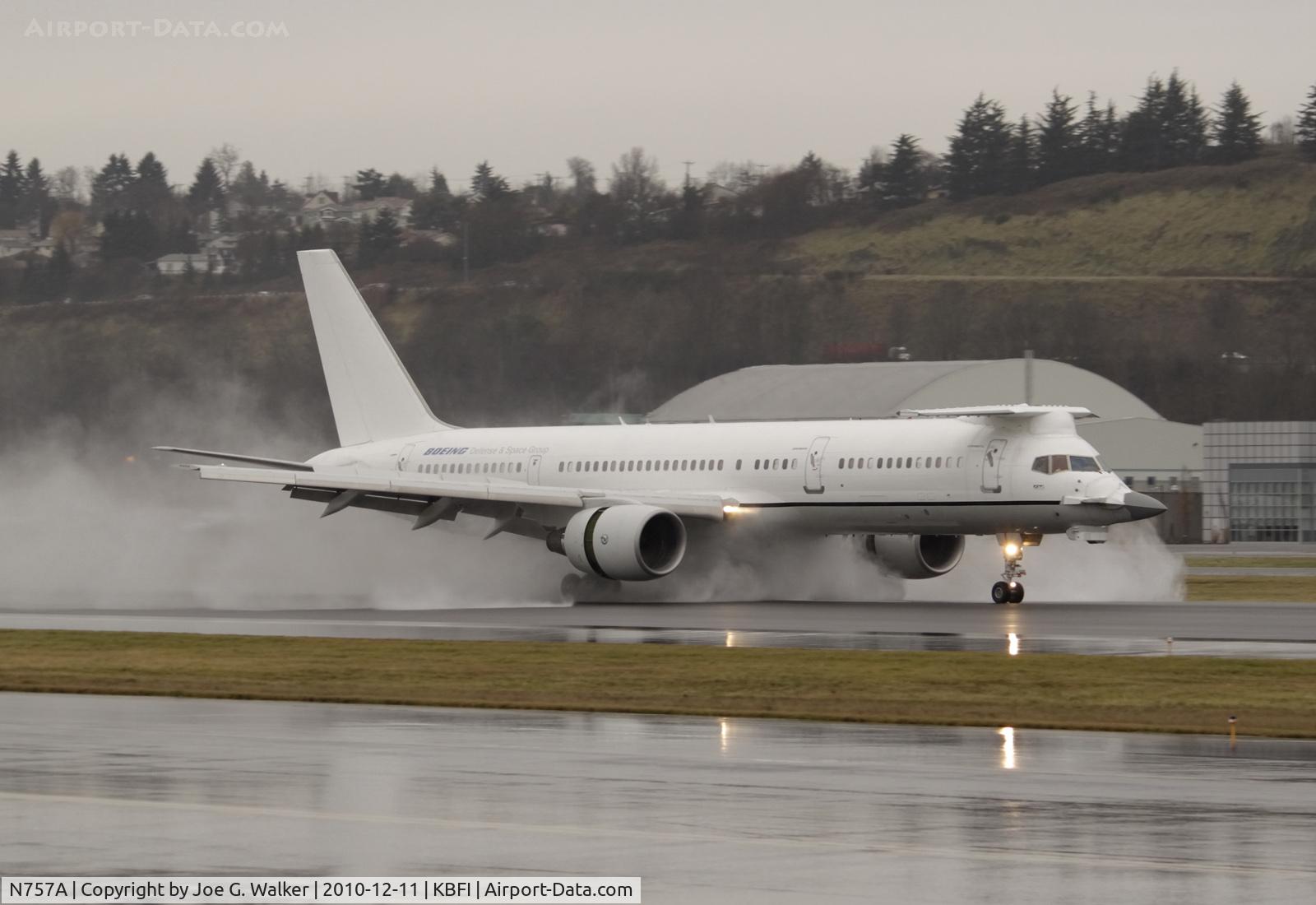 N757A, 1982 Boeing 757-200 C/N 22212, Prototype 757 seen splashing down at KBFI on a very soggy Saturday.