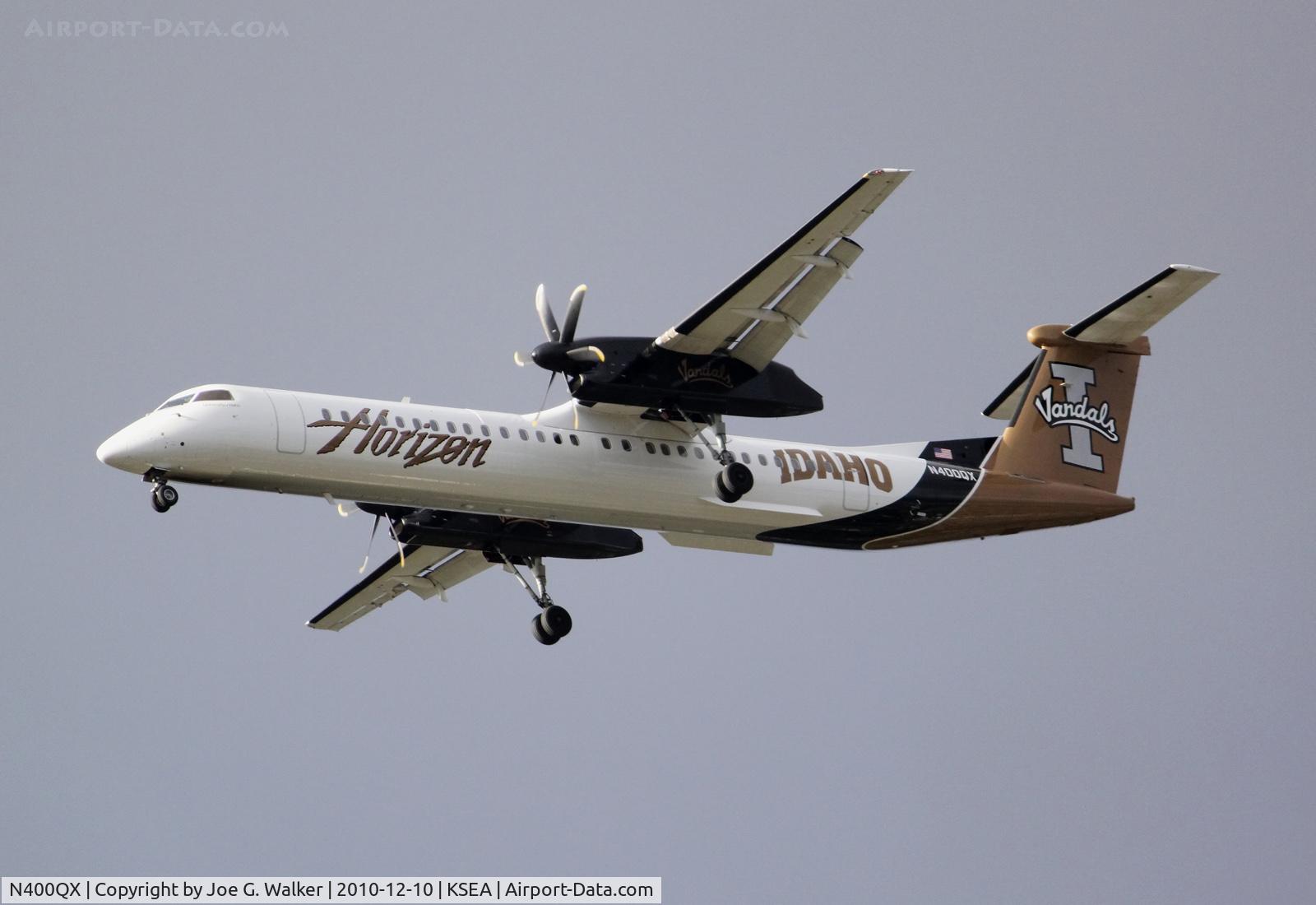 N400QX, 2000 Bombardier DHC-8-402 Dash 8 C/N 4030, Seen on approach to KSEA is the first Horizon Air Q400. Aircraft is now one of the latest college 
