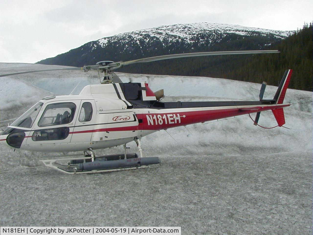 N181EH, 1992 Eurocopter AS-350B-2 Ecureuil Ecureuil C/N 2680, 2004 Alaska cruise on Radiance of the Seas.  Helicopter to glaciers.